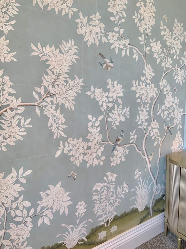 Hand painted wallpaper. I die.